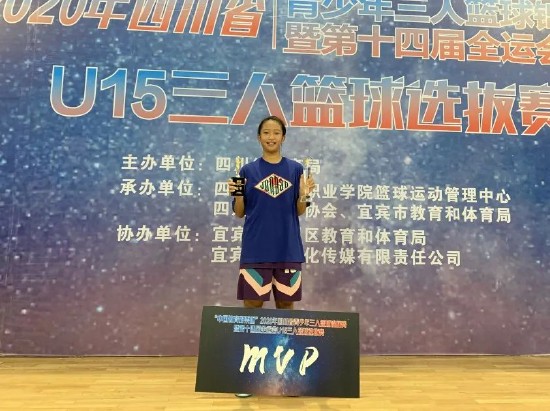 刻苦训练篮球时如何避免受伤的建议_0